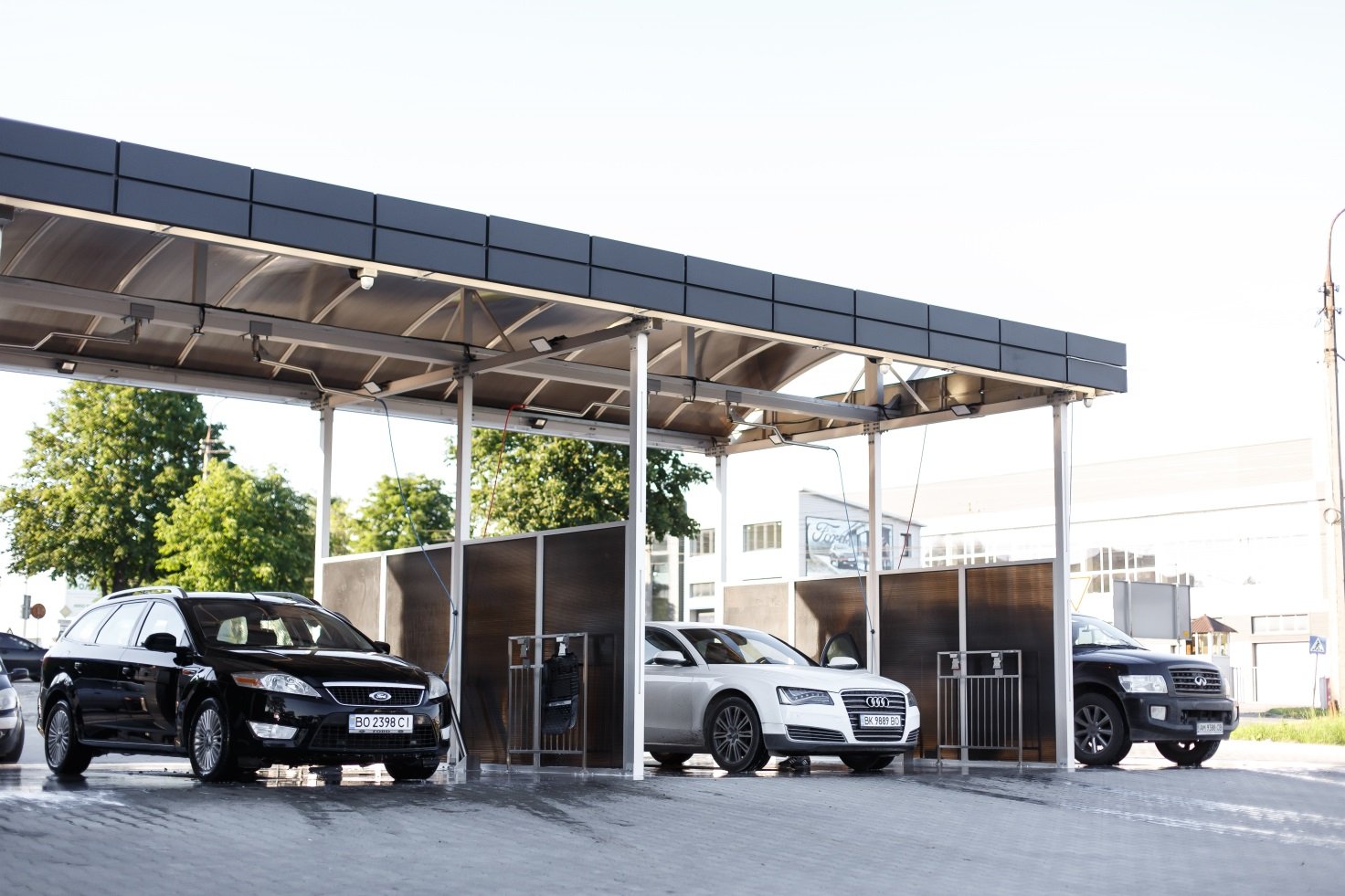 Размер построенной компанией &laquo;LuxWash&raquo;, автомойки самообслуживания на 3 поста