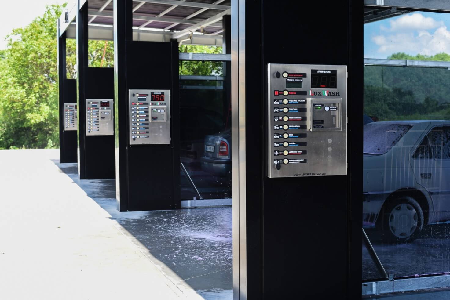 Автомойка самообслуживания на 4 поста, проект от компании «LuxWash»