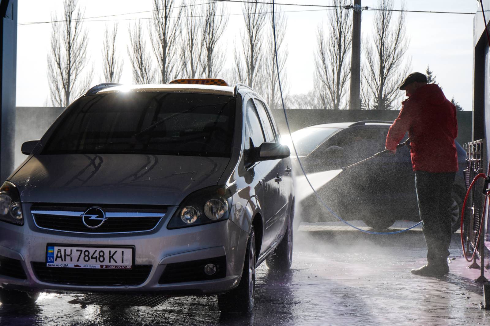 Как правильно зимой мыть автомобиль на мойке самообслуживания