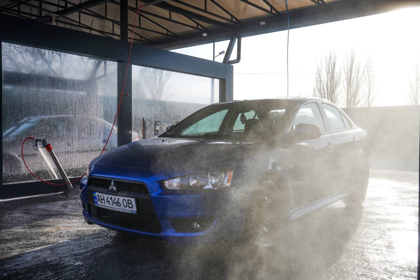 Что лучше — купить аппарат для мойки домой или обслуживать автомобиль на автомобильной мойке самообслуживания