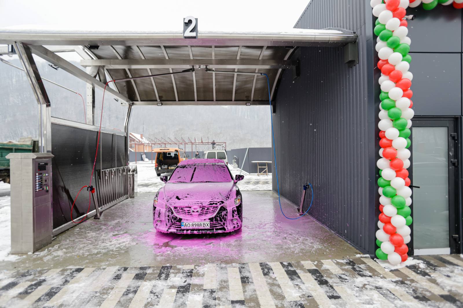 Какую автомойку самообслуживания стоит выбрать автовладельцу зимой