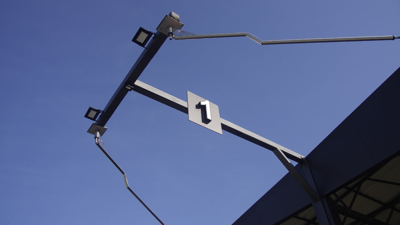 Продажа качественного и производительного оборудования для автомоек самообслуживания известных мировых брендов