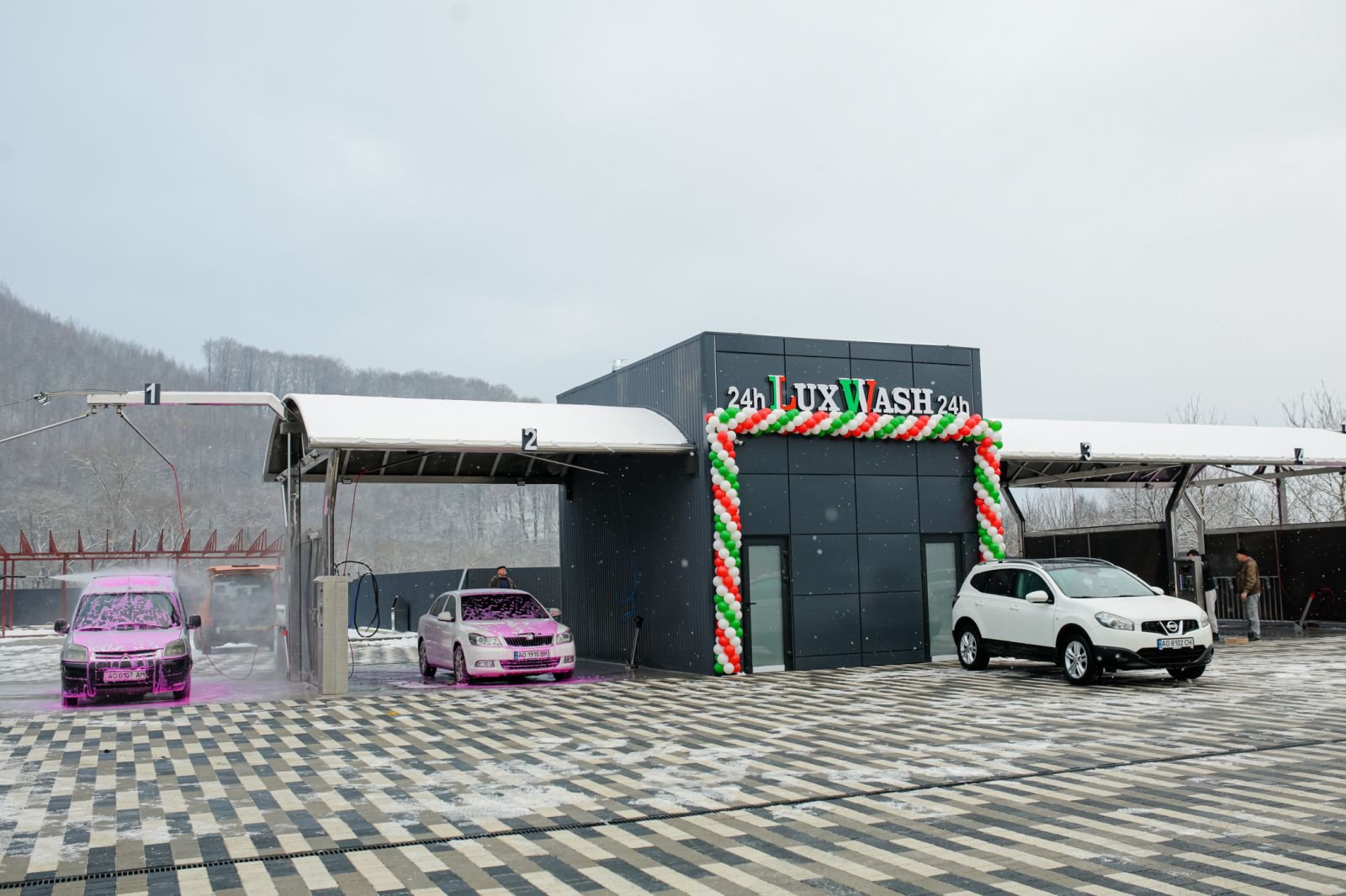 Строительство автомойки самообслуживания из сэндвич-панелей под ключ