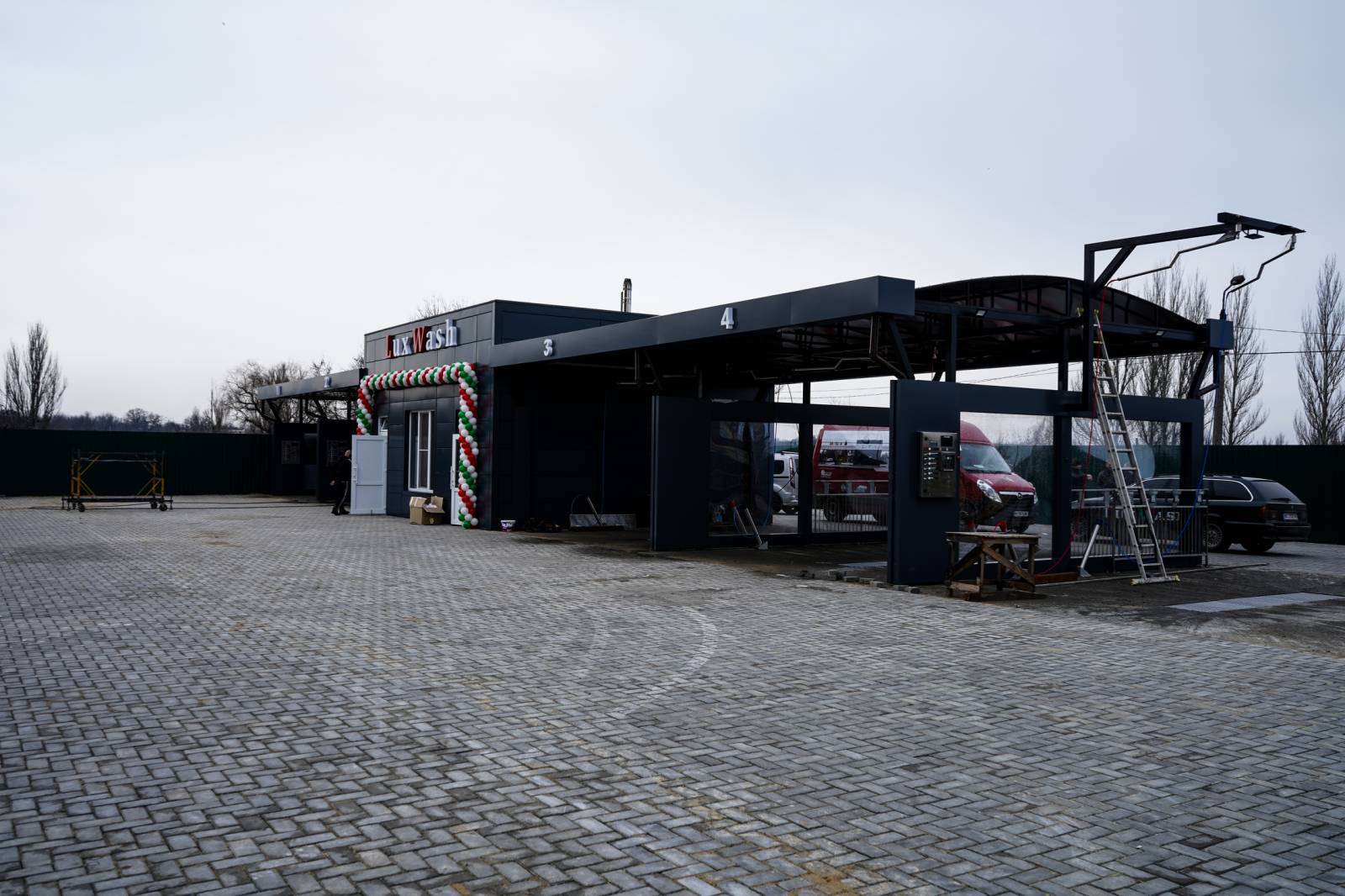Компания &laquo;LuxWash&raquo; - лучший партнер для строительства модульной автомойки &laquo;под ключ&raquo;